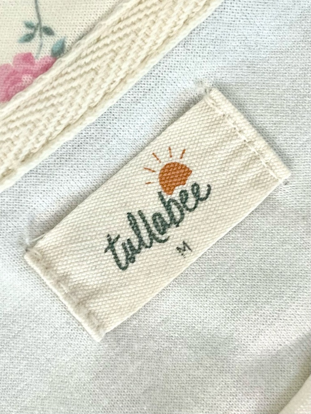 Tullibee & Wild Fable "P.J. Set of sweatshirt in ditsy, cozy check flannel pants - Picture 5 of 16